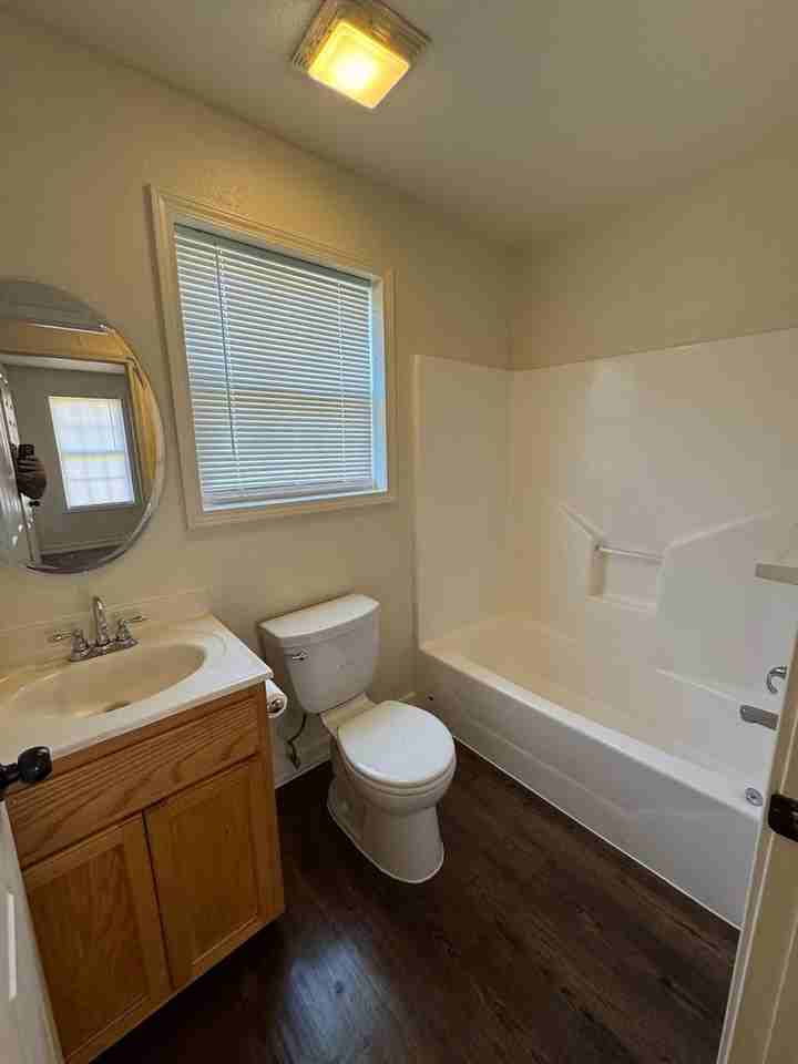 1016 1016 S 16th - Photo 5 of 8
