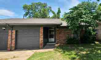6115 S Troost Ave - Photo 1 of 1