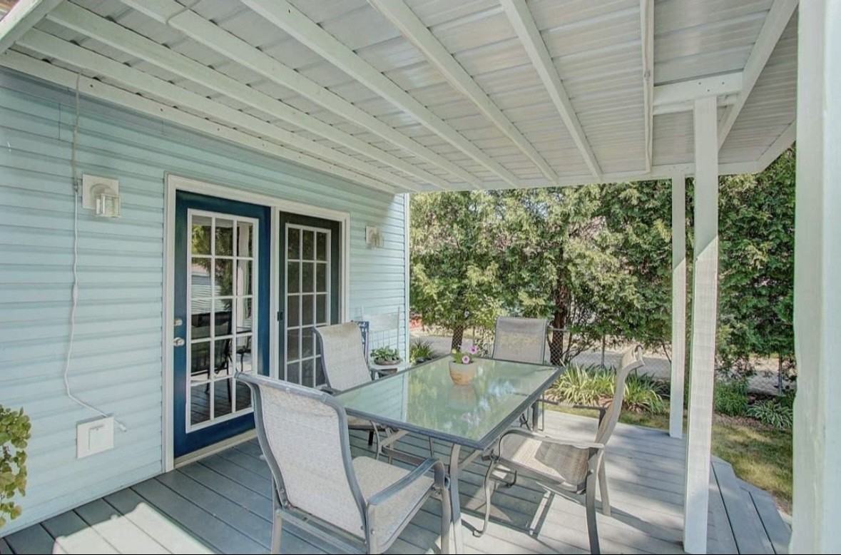 2315 Clark St - Photo 5 of 11