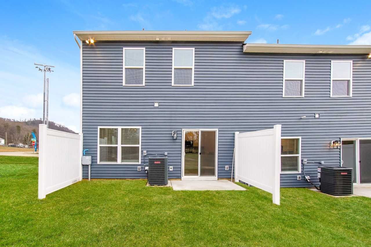 2418 Legg Crk Ln - Photo 7 of 18