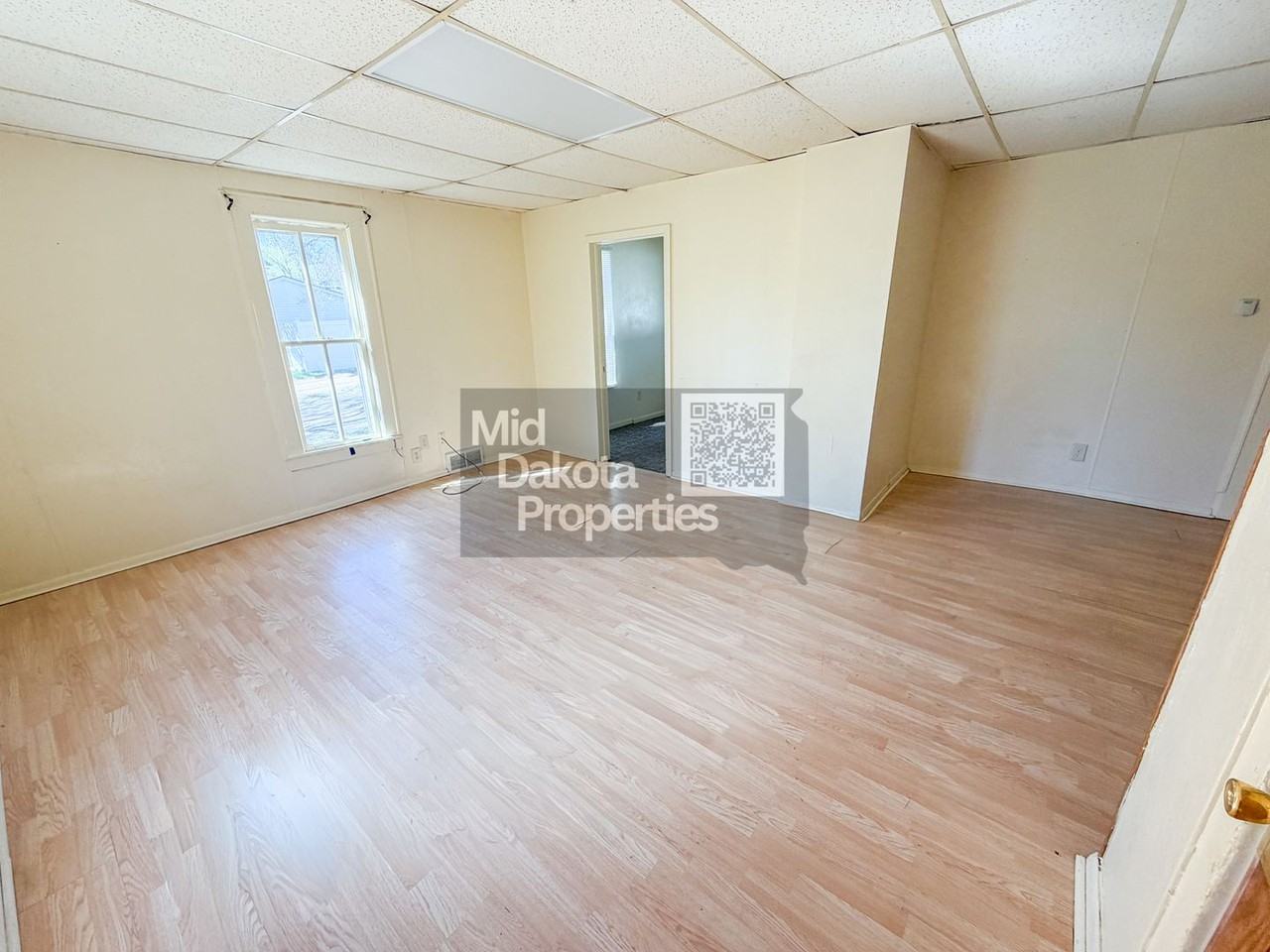 219 N Montana St - Photo 3 of 18
