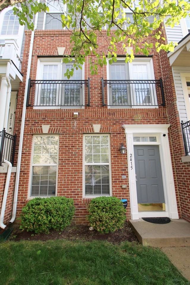 2415 Rainswood Ln - Photo 2 of 30