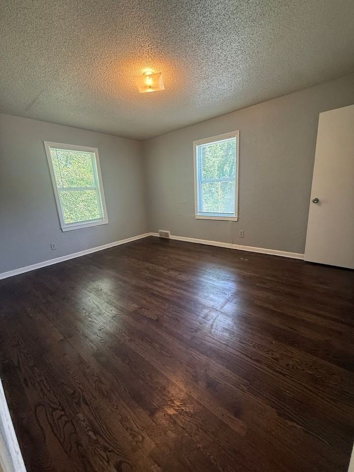 5816 Bellefontaine Ave - Photo 7 of 8