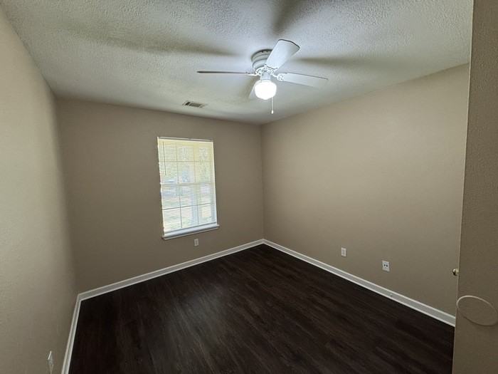 220 Dryad Ln - Photo 5 of 9