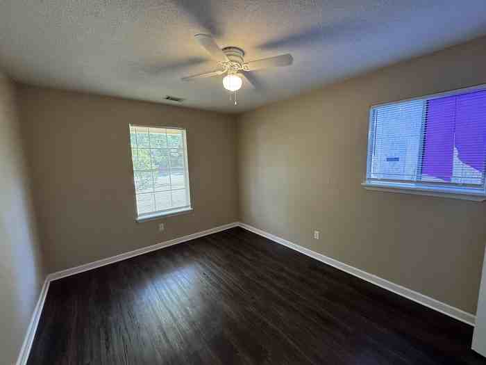 220 Dryad Ln - Photo 7 of 9