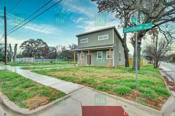 5011 Sunshine Dr - Photo 3 of 21