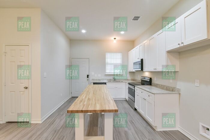 5011 Sunshine Dr - Photo 6 of 21