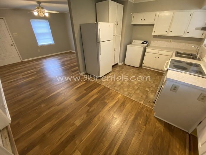4612 Sullivan St - Photo 6 of 13