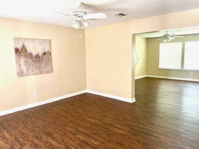 372 Marsha St - Photo 5 of 25