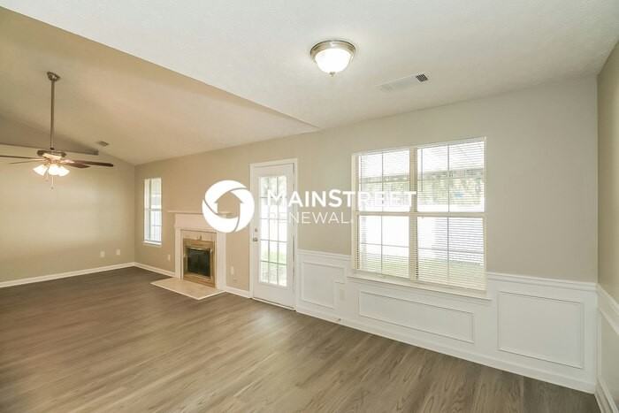 10484 Almosa Ln - Photo 2 of 16