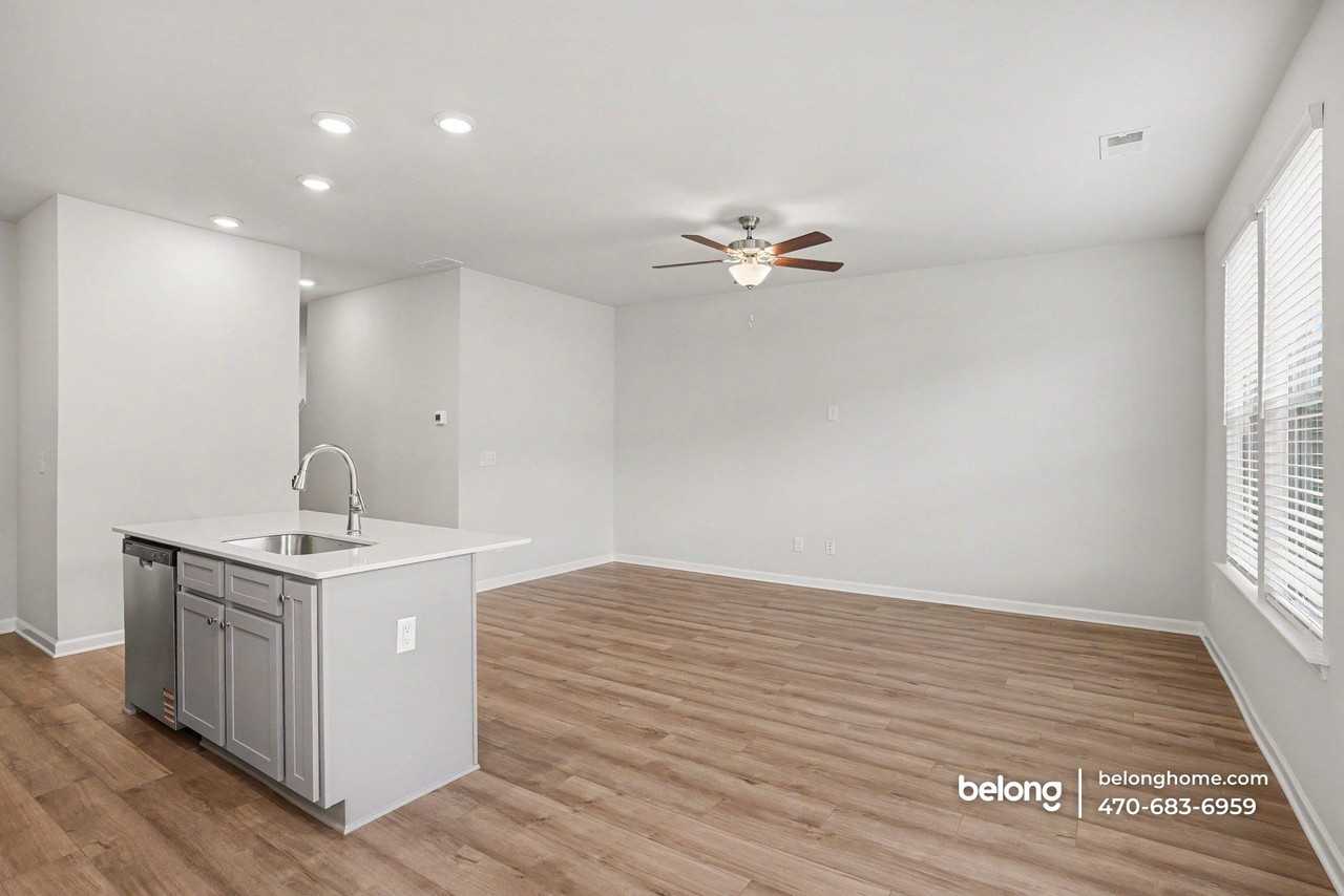 348 Navigator Ln - Photo 7 of 22