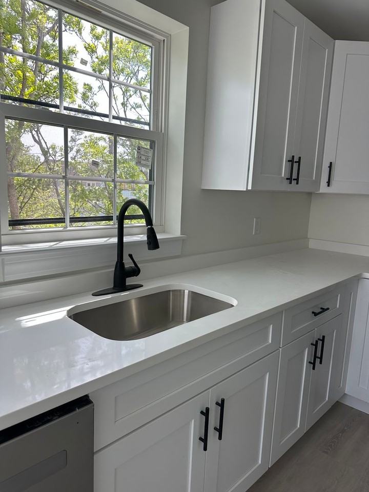 531 Smith St #102 - Photo 2 of 5