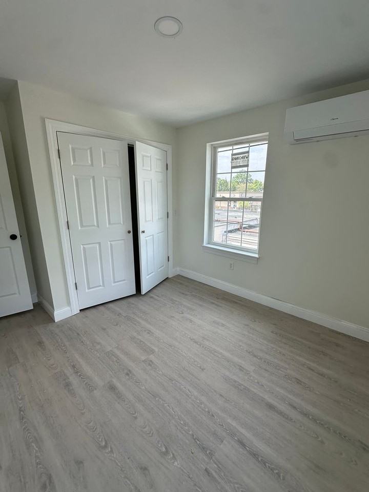 531 Smith St #102 - Photo 5 of 5