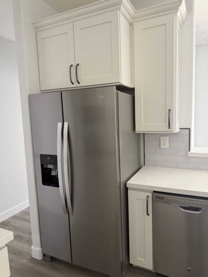 1071 Village Knoll Dr - Photo 7 of 12