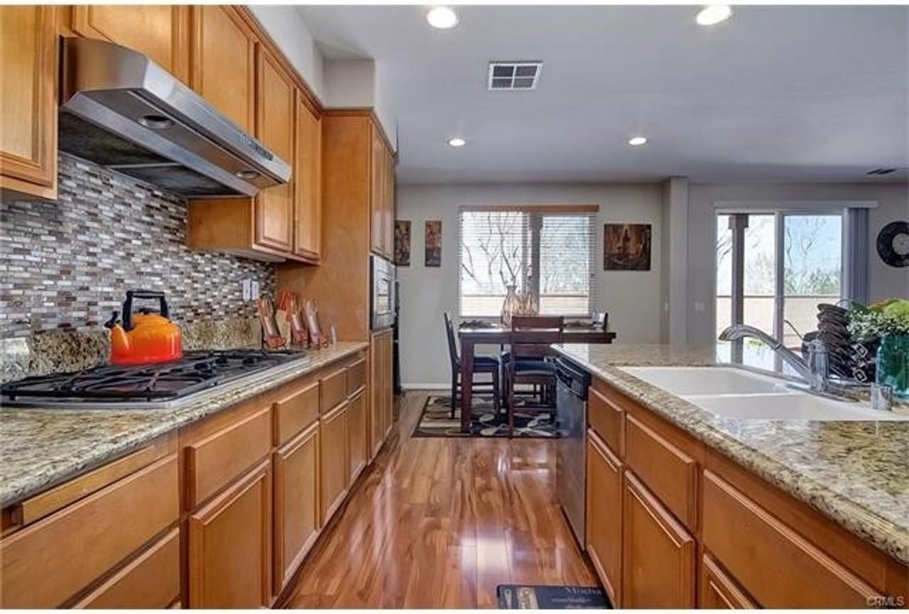 24967 Cliffrose St - Photo 5 of 24