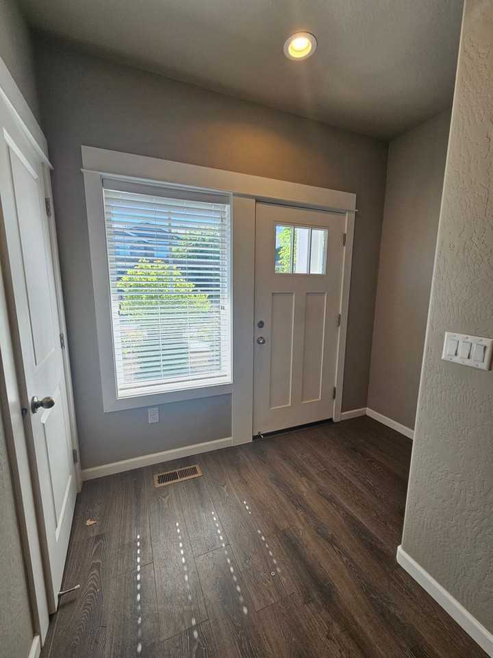 3551 Juanipero Way - Photo 2 of 32