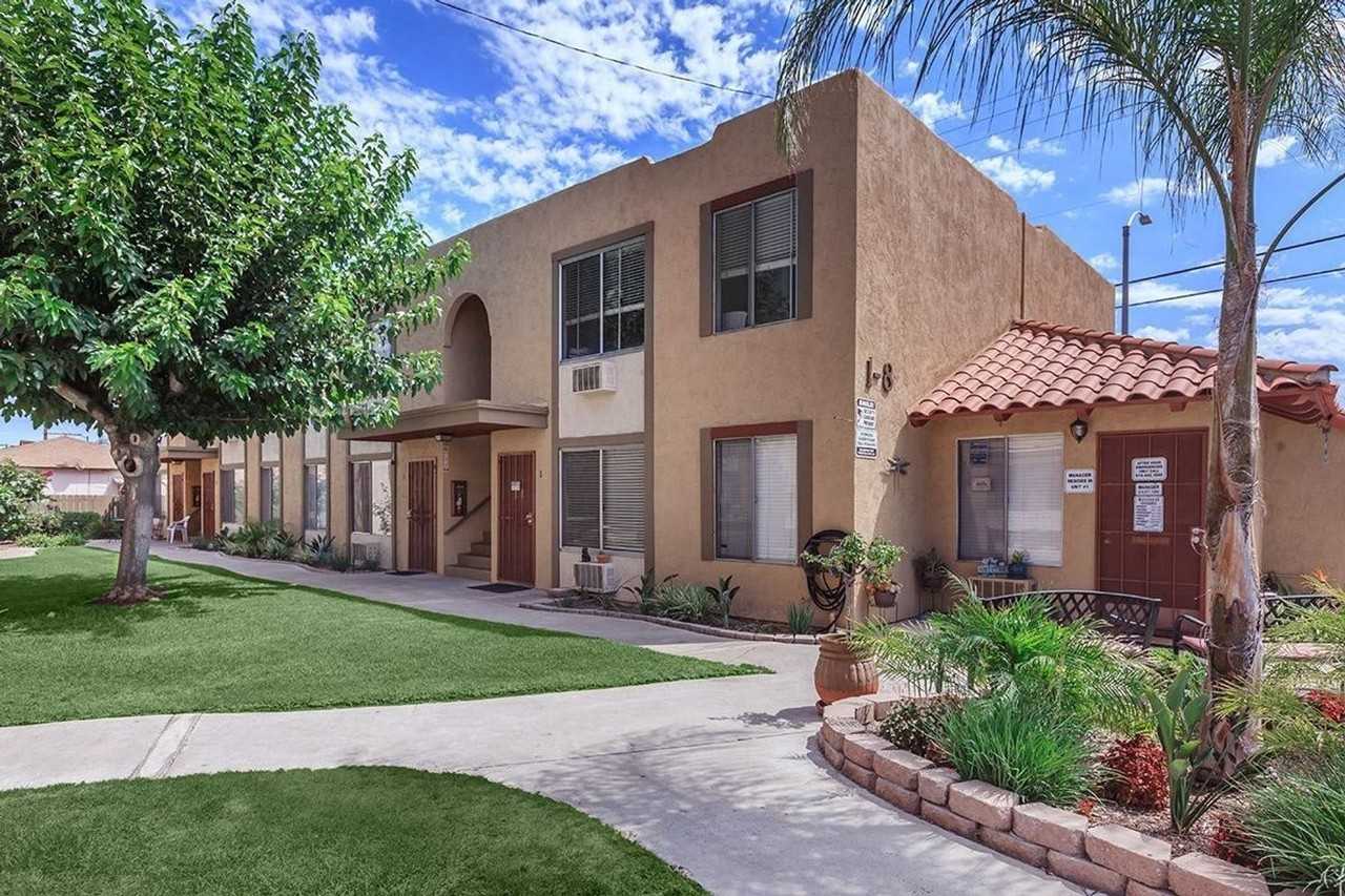 Mollison Villas - Photo 5 of 42