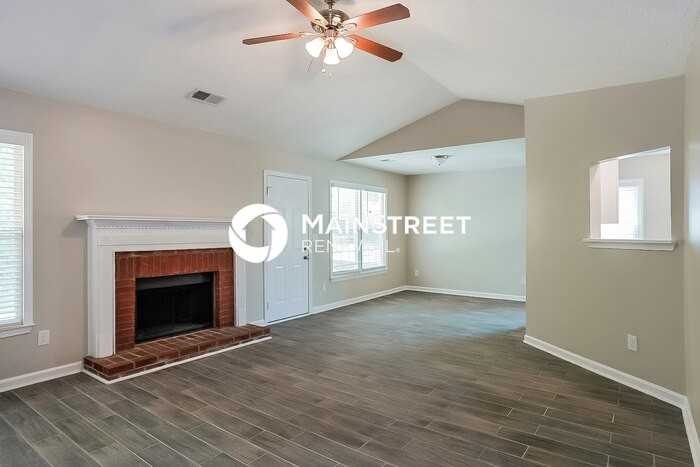 4351 Starboard Dr - Photo 3 of 15