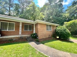featured image of 942 Tisdale Cir