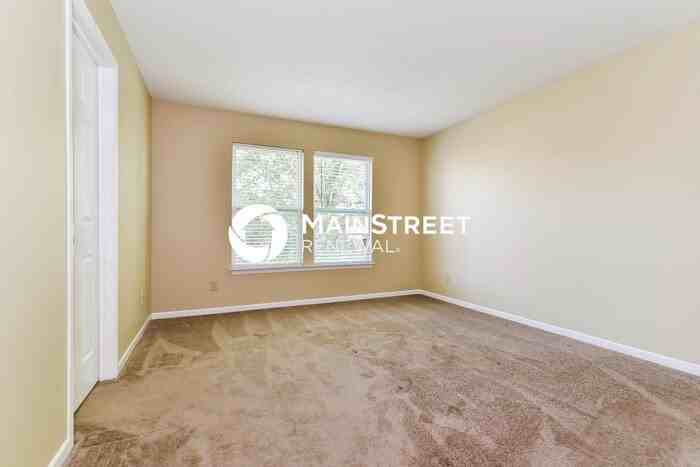 9130 Southernwood Way - Photo 6 of 16