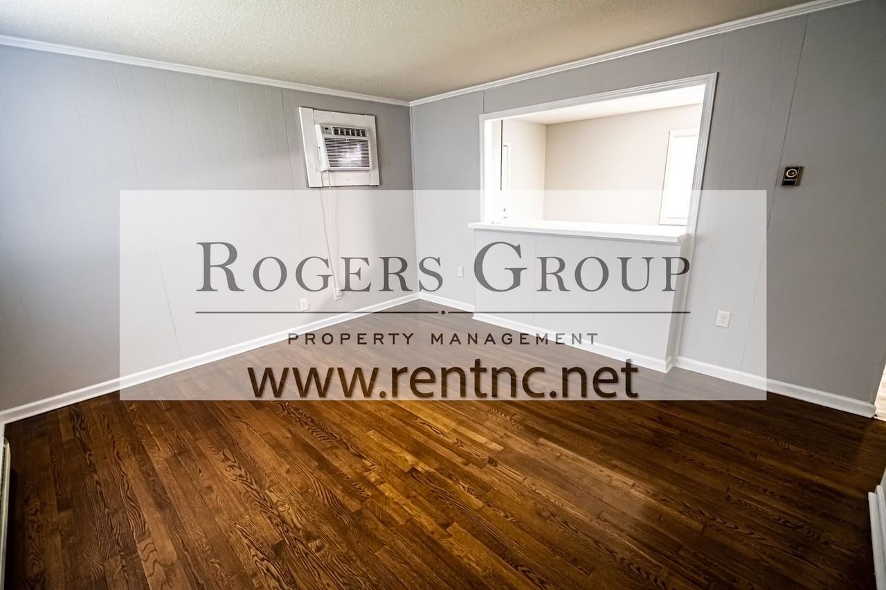 106 W Westbury Dr - Photo 3 of 8