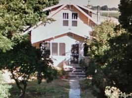 featured image of 41490 S River Rd