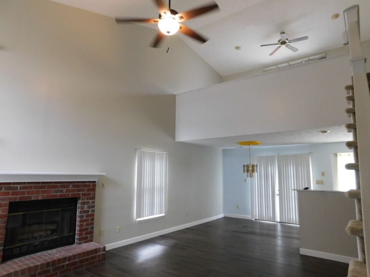 109 S Forest Dr - Photo 3 of 29