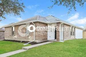 featured image of 704 Panola Dr