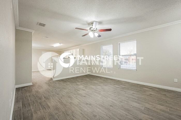 704 Panola Dr - Photo 5 of 17