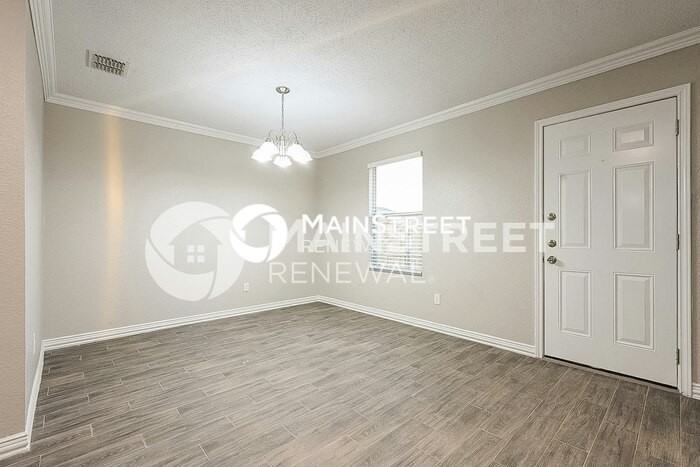 704 Panola Dr - Photo 6 of 17