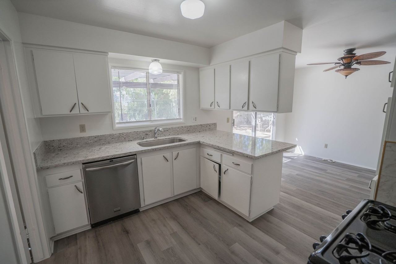 19726 Merryhill St - Photo 4 of 13