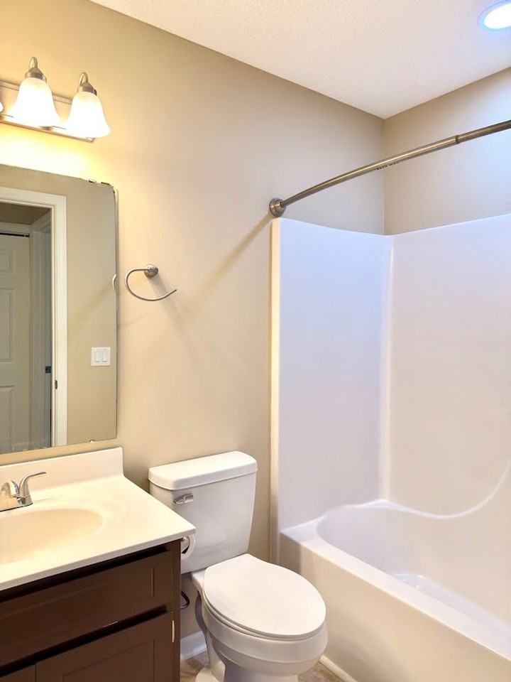 159 Greenacre Cir N - Photo 6 of 15