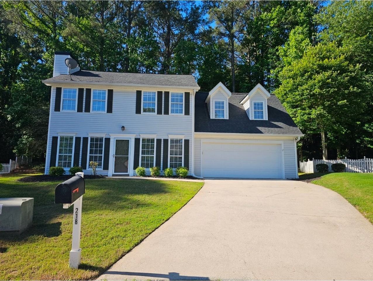 218 Preston Cir - Photo 2 of 49