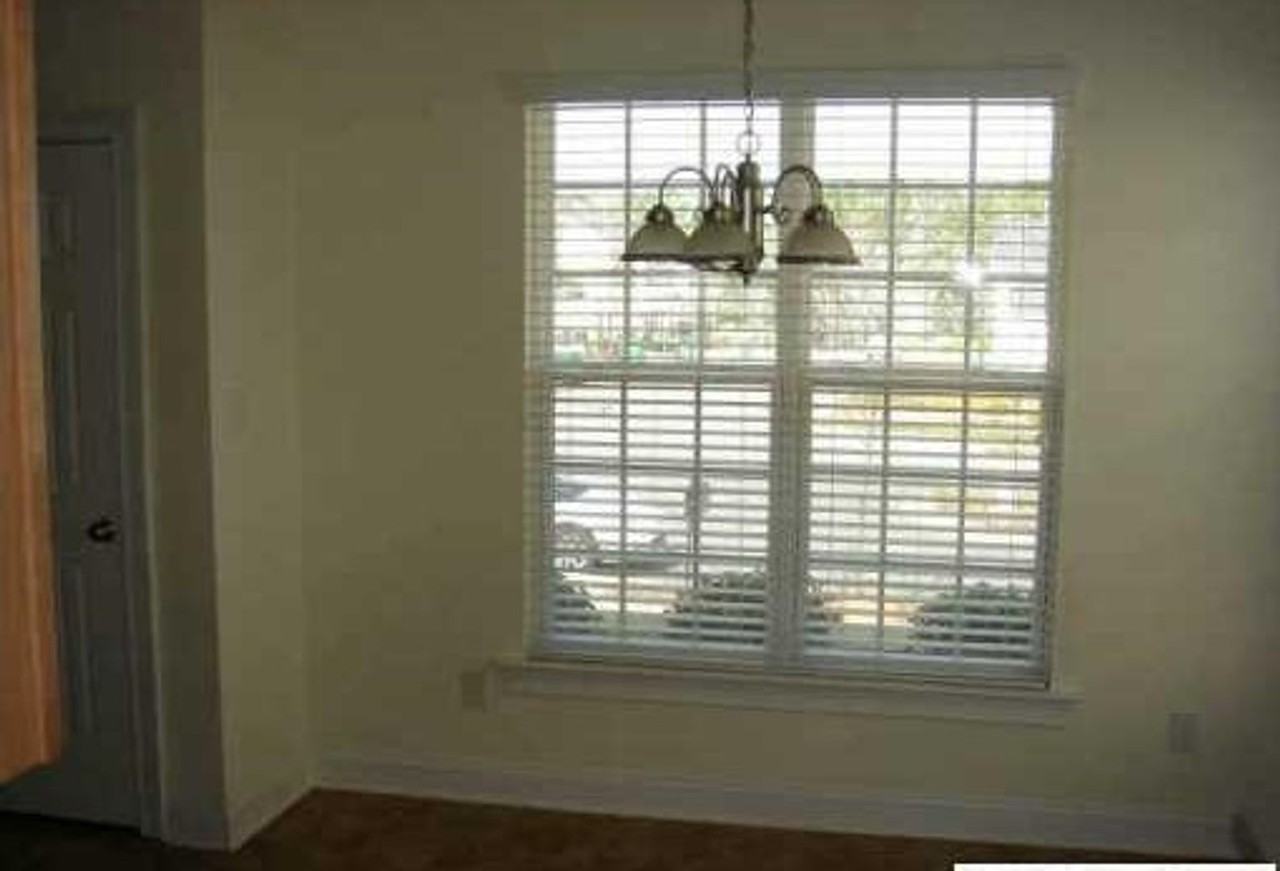 16514 Ambassador Park Dr - Photo 4 of 8