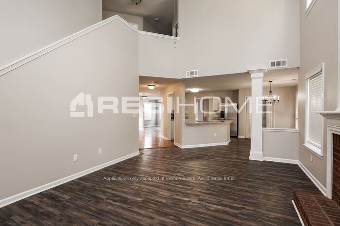 559 Staghorn Ln - Photo 7 of 25