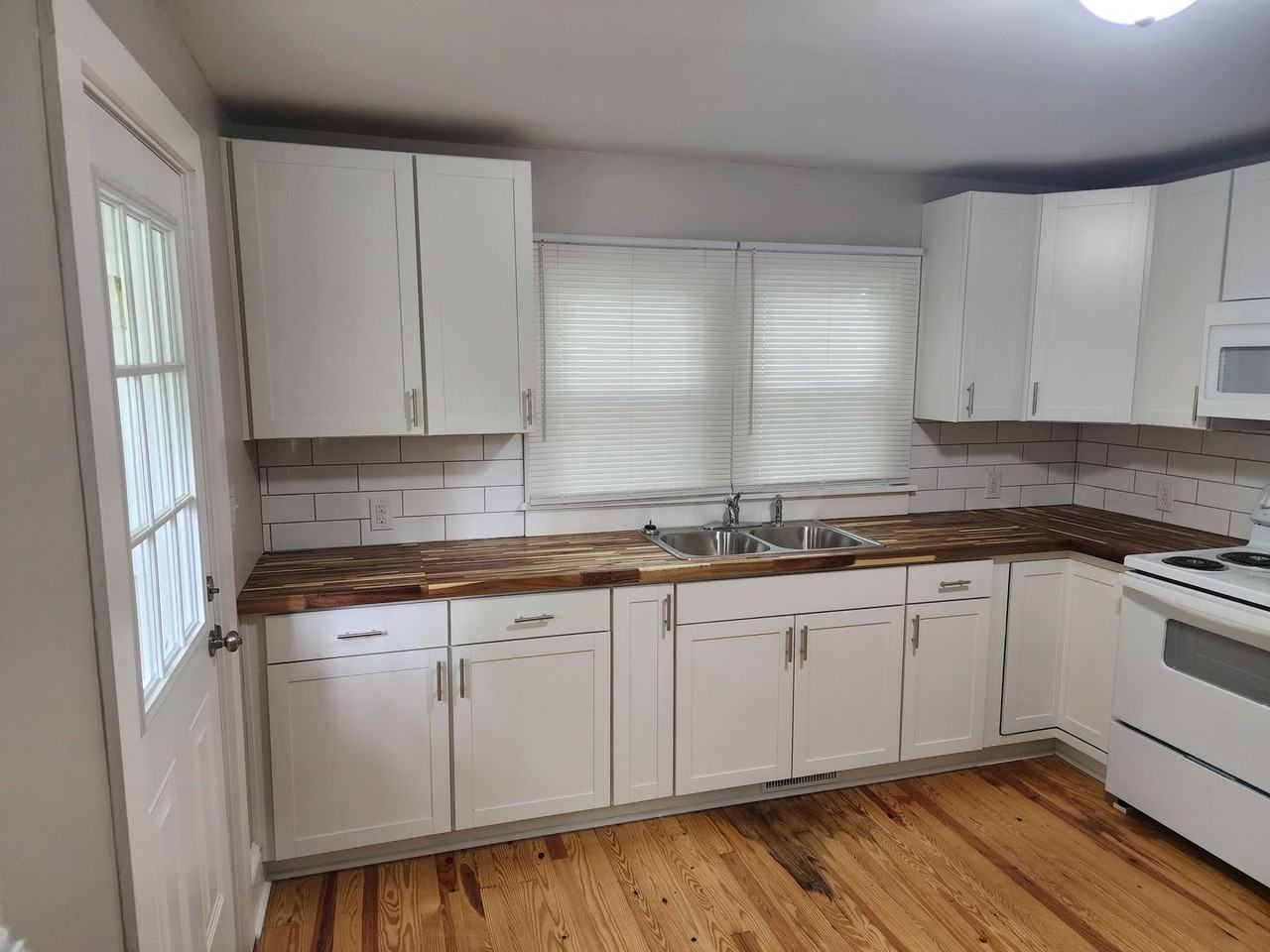 338 Linville Rd - Photo 2 of 11