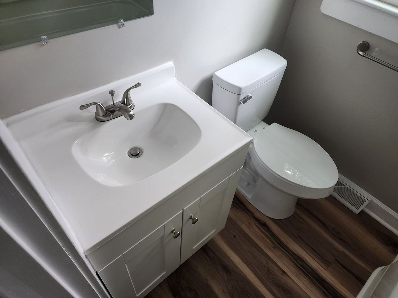 338 Linville Rd - Photo 4 of 11