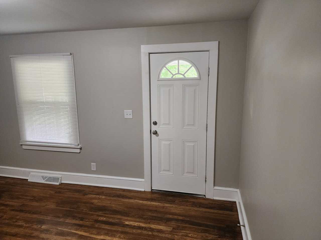 338 Linville Rd - Photo 7 of 11