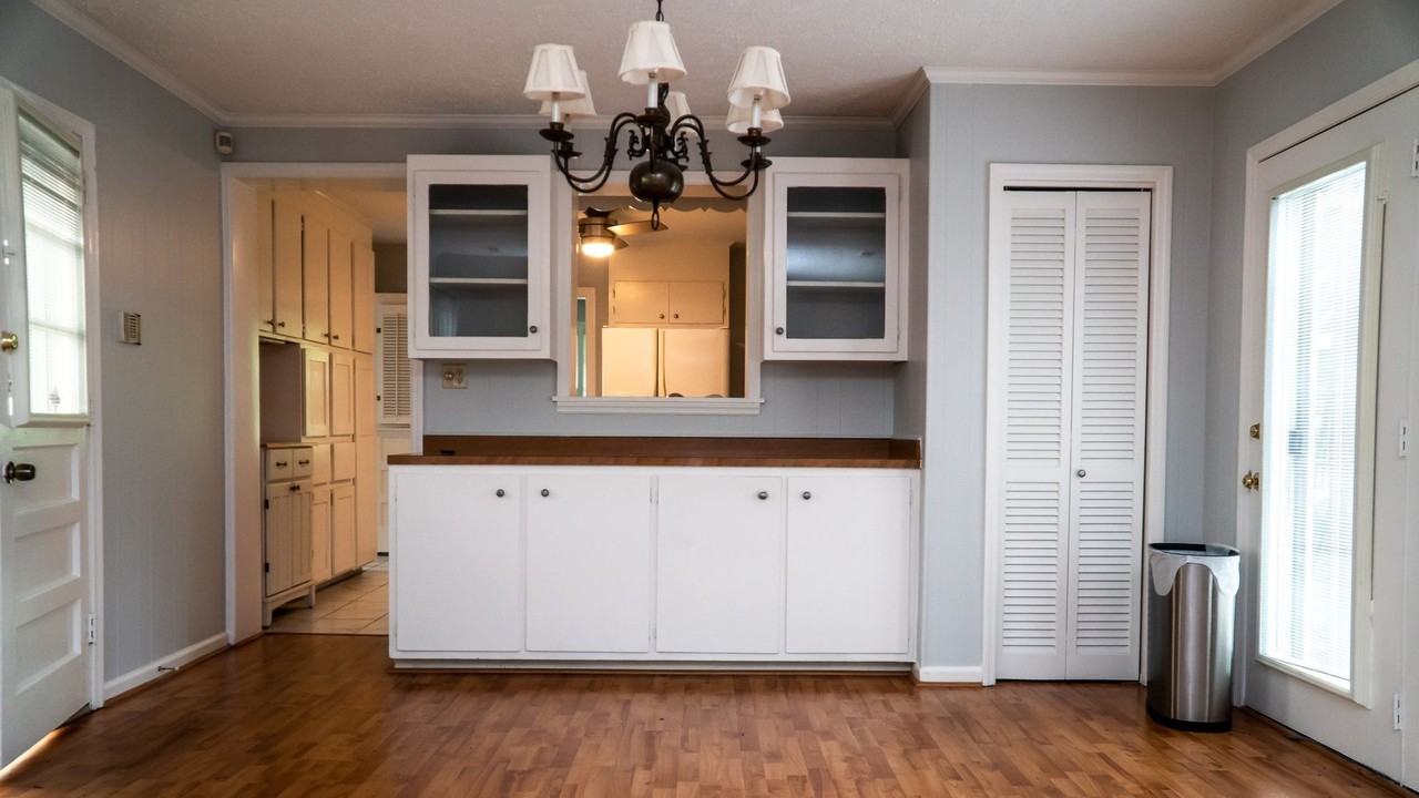 150 Mccall St - Photo 7 of 42