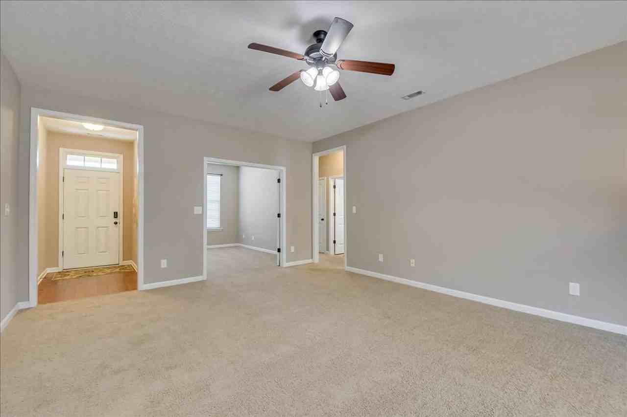 4913 Ashbrooke Way - Photo 5 of 32