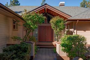 featured image of 2759 Nw Champion Cir