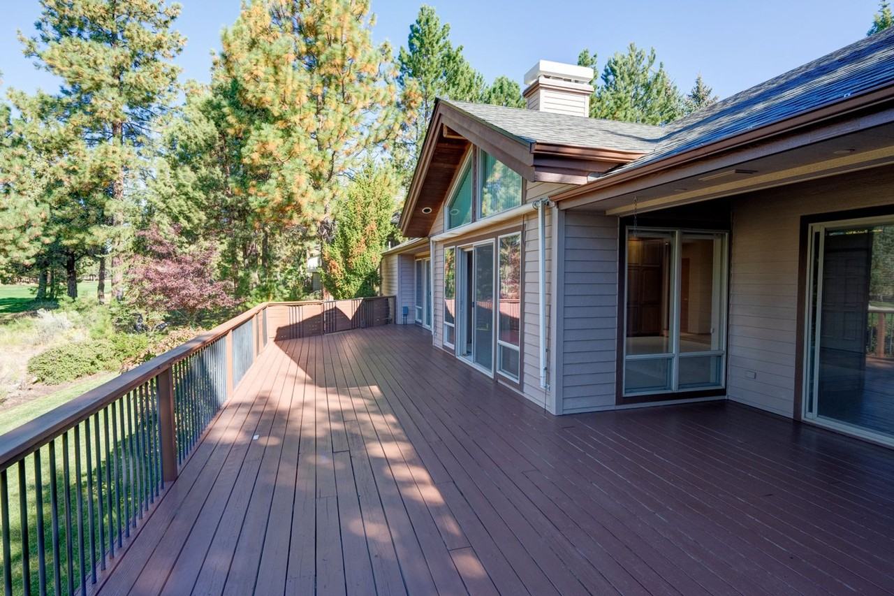 2759 Nw Champion Cir - Photo 6 of 37