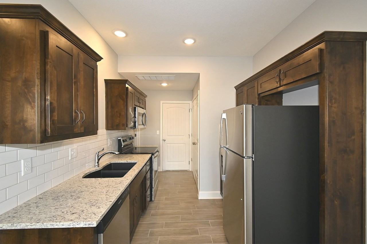 112 Ryan Ct - Photo 6 of 24