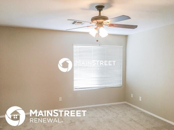 9625 W Sunnyslope Ln - Photo 6 of 12