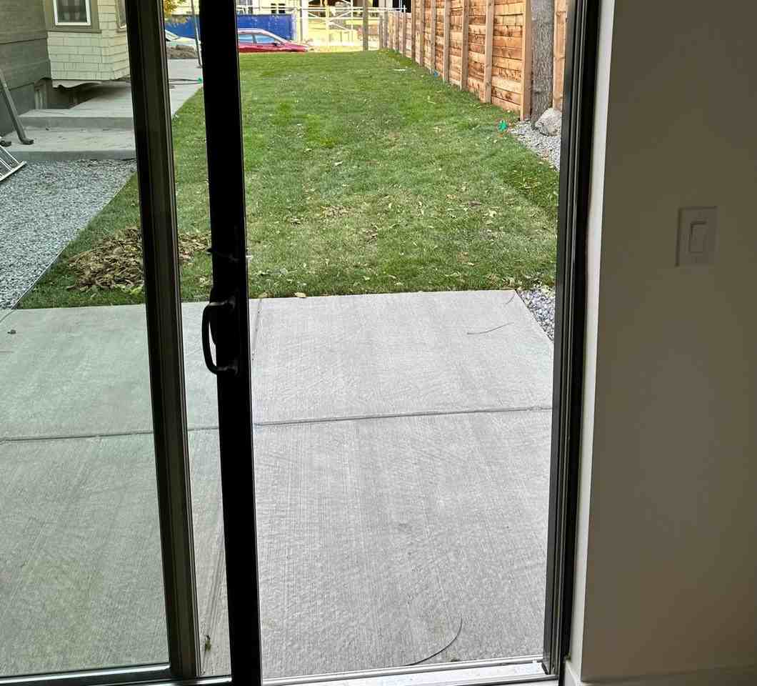 2143 S Acoma St #B - Photo 6 of 15