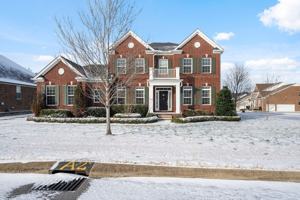 featured image of 3103 Oxford Dr