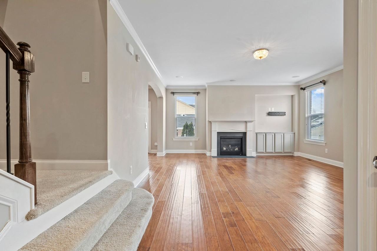 3103 Oxford Dr - Photo 5 of 18