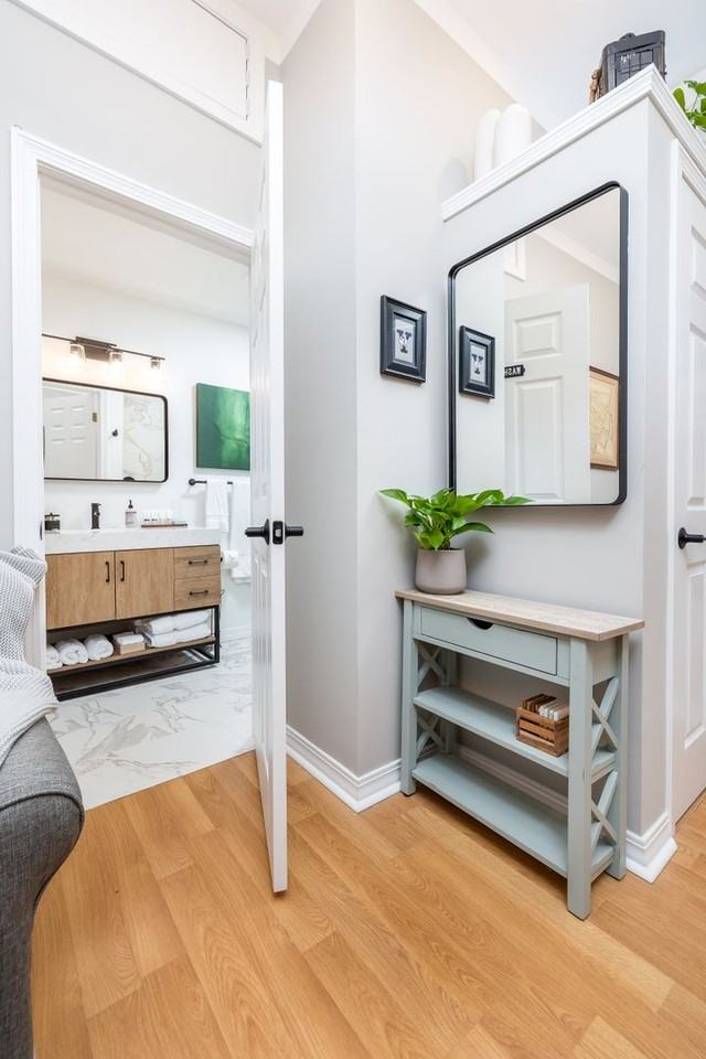 43 Woodland St - Photo 3 of 40