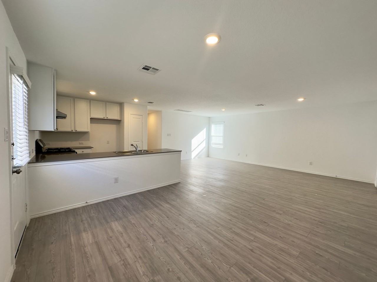 7218 Duck Pond - Photo 4 of 16