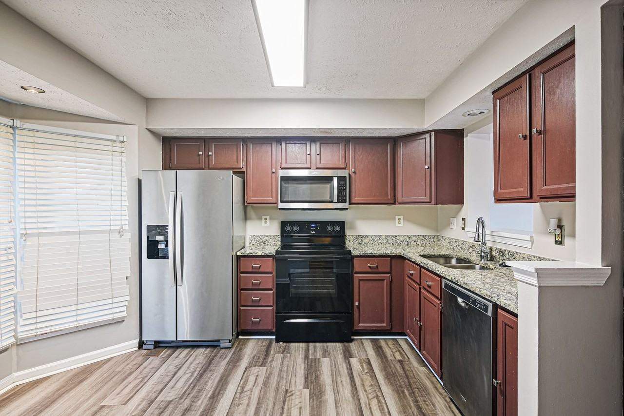 5 Brantwood Ct - Photo 2 of 22